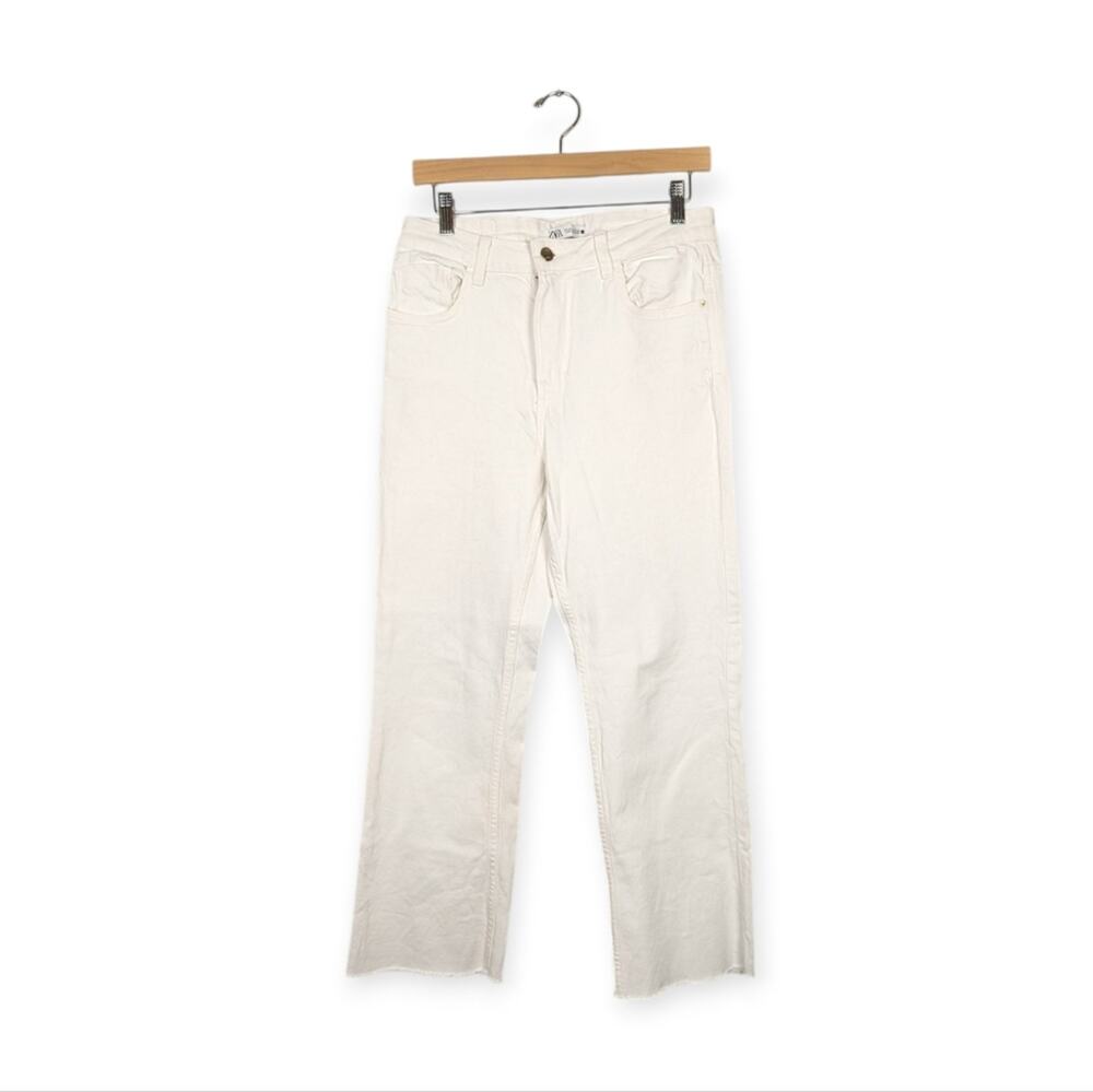 Zara White Relaxed Fit Straight Leg Jeans Size 8